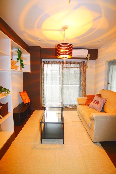 物件内観写真12　(室内からの展望)