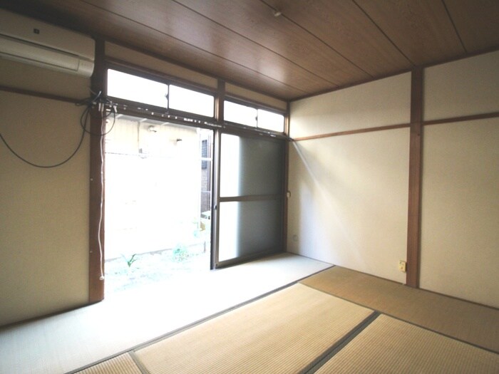 矢上ハイツの居室