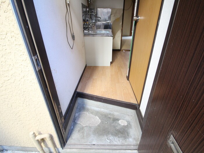 矢上ハイツの玄関