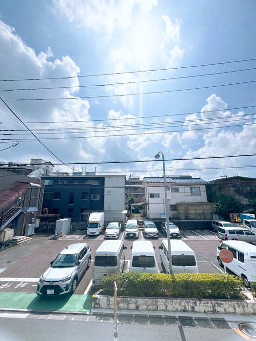 物件内観写真16　(室内からの展望)