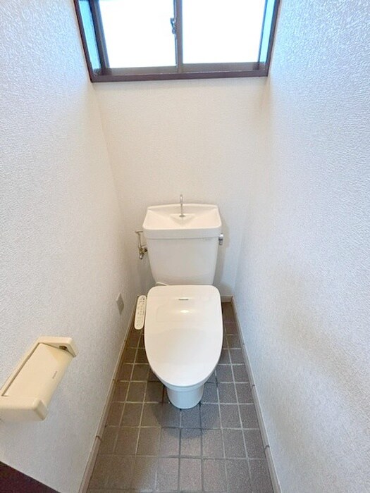 物件内観写真14　(トイレ)