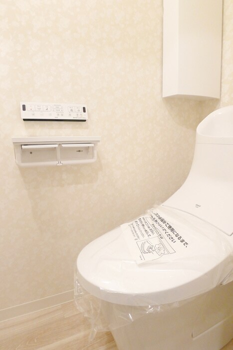 物件内観写真16　(トイレ)