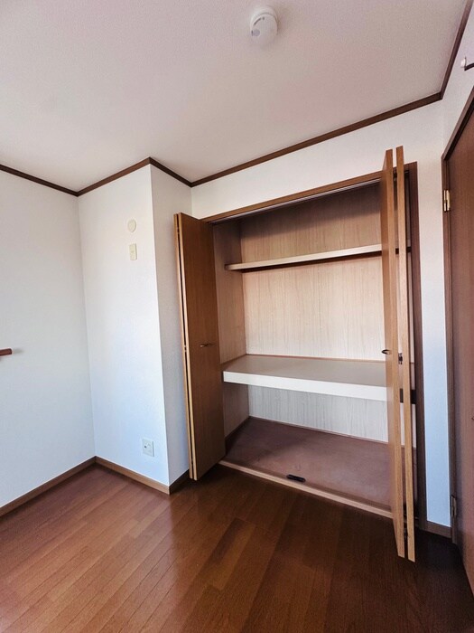物件内観写真9　(収納)