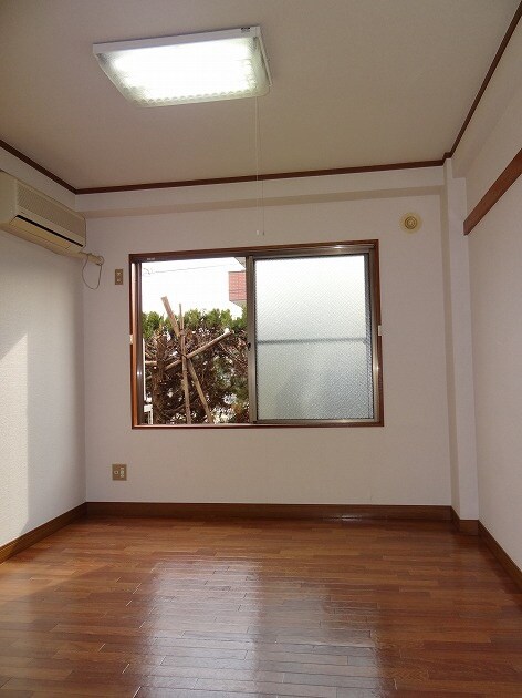 レインボ－コ－トの居室