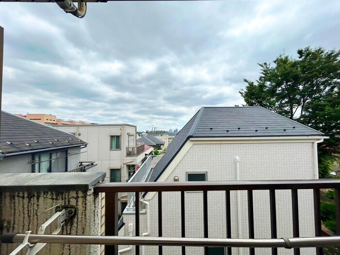 物件内観写真22　(室内からの展望)