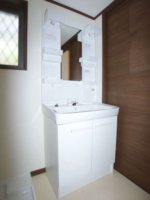 物件内観写真14　(洗面)