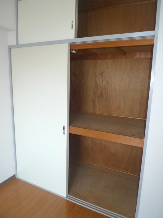 物件内観写真11　(収納)