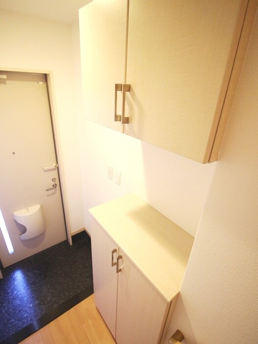 物件内観写真15　(靴箱)