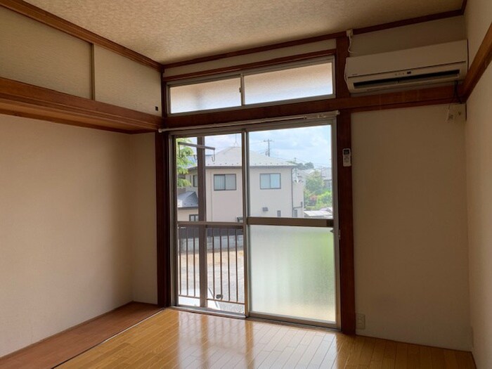 物件内観写真8　(居室)