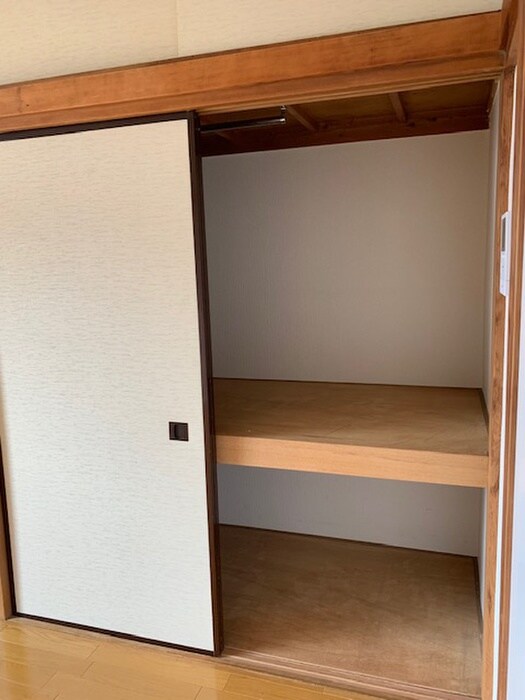 物件内観写真10　(収納)