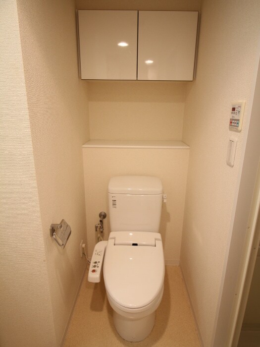 物件内観写真14　(トイレ)