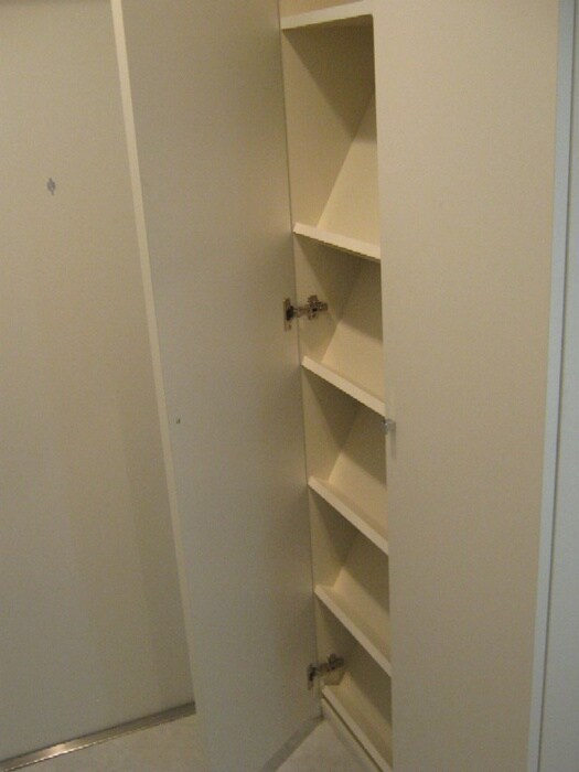 物件内観写真10　(靴箱)