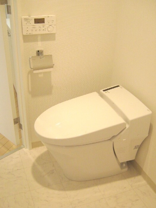 物件内観写真13　(トイレ)