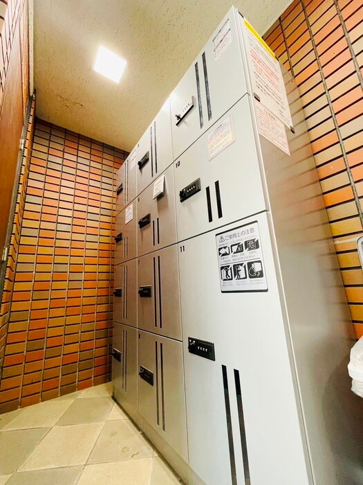 物件外観写真4　(建物設備)