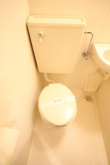 物件内観写真13　(トイレ)