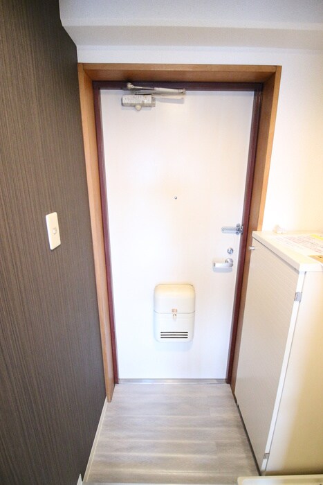 物件内観写真20　(玄関)