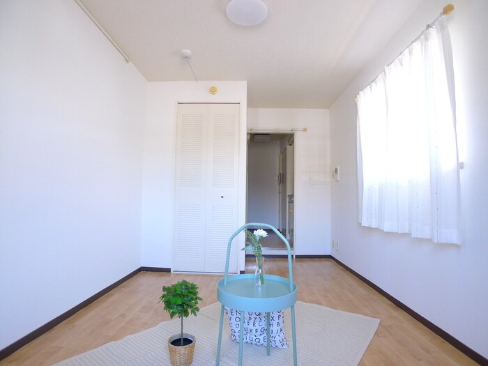 物件内観写真7　(居室)