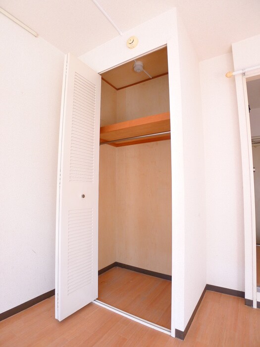 物件内観写真11　(収納)