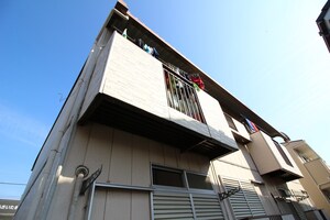 栄ハイツ外観写真