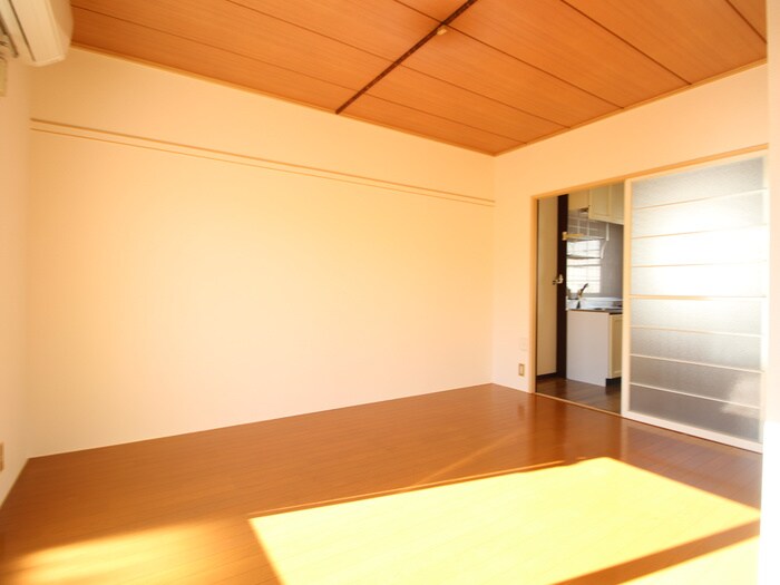 物件内観写真19　(居室)