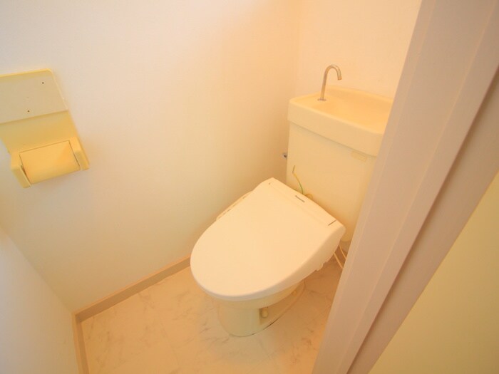物件内観写真13　(トイレ)