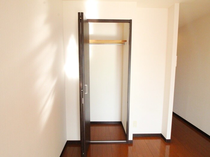 物件内観写真9　(収納)