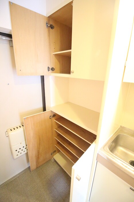 物件内観写真13　(靴箱)