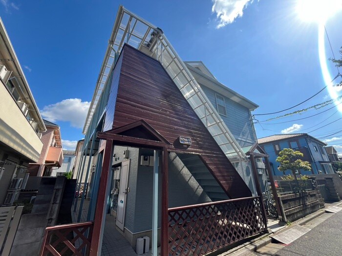 物件外観写真5　(エントランス部分)