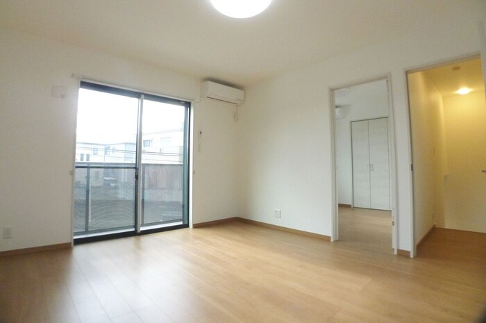 物件内観写真7　(居室)