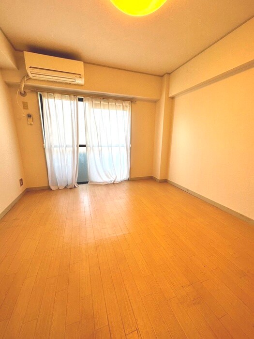 物件内観写真19　(居室)