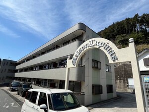 メゾンルピナス外観写真
