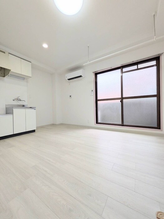 物件内観写真6　(居室)