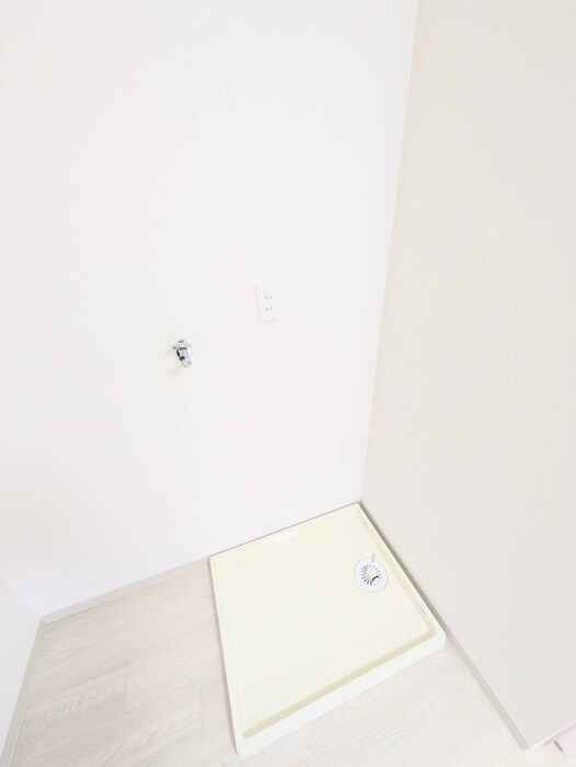 物件内観写真11　(洗濯機置場)