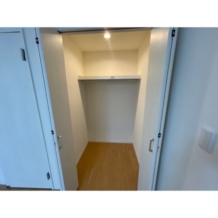 物件内観写真7　(収納)