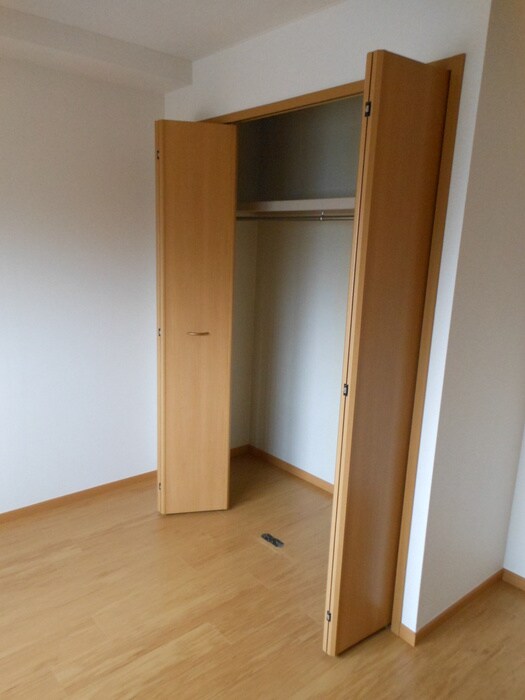 物件内観写真10　(収納)