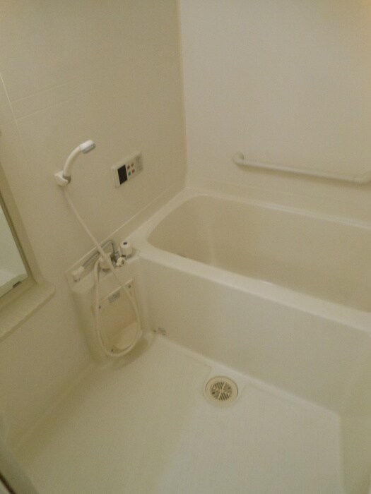 物件内観写真12　(バス／シャワールーム等)