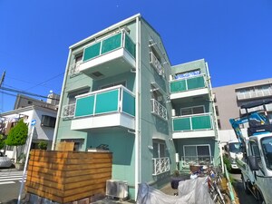 サンハウス外観写真