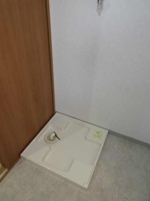 物件内観写真20　(洗濯機置場)