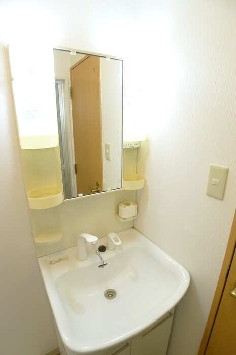 物件内観写真11　(洗面)