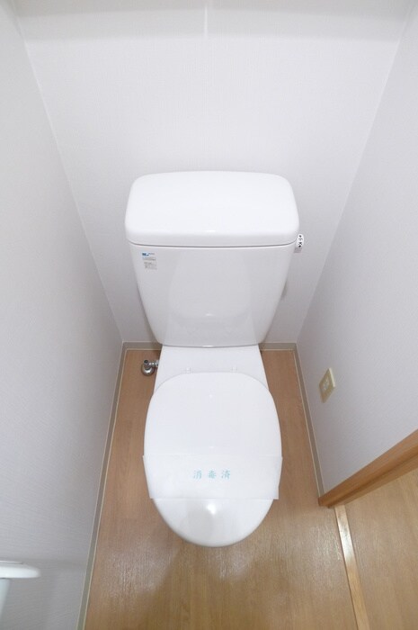 物件内観写真17　(トイレ)