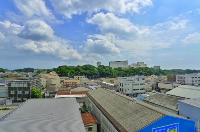 物件内観写真21　(室内からの展望)