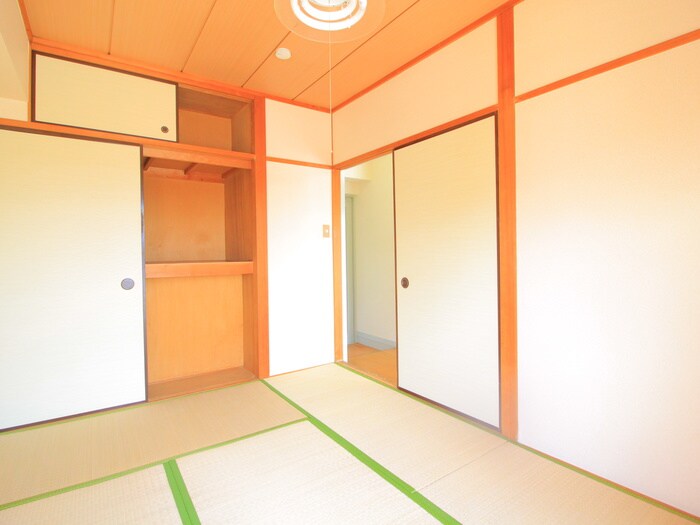 物件内観写真11　(居室)