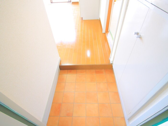 物件内観写真15　(玄関)
