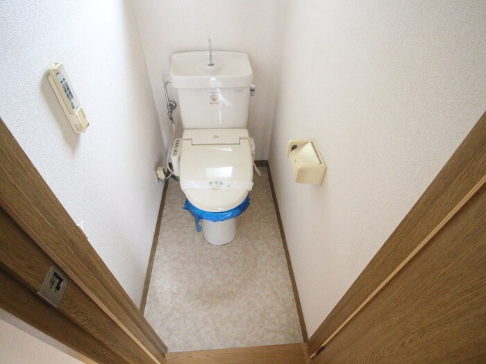 物件内観写真8　(トイレ)