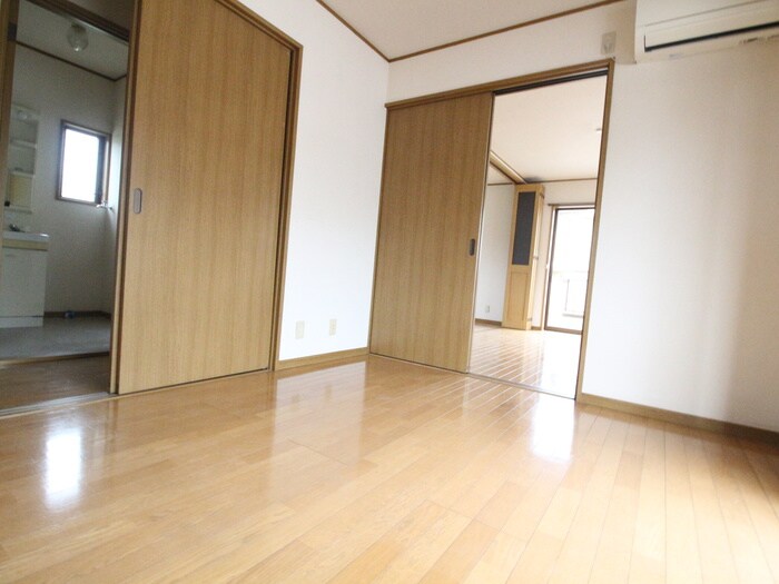 物件内観写真14　(居室)