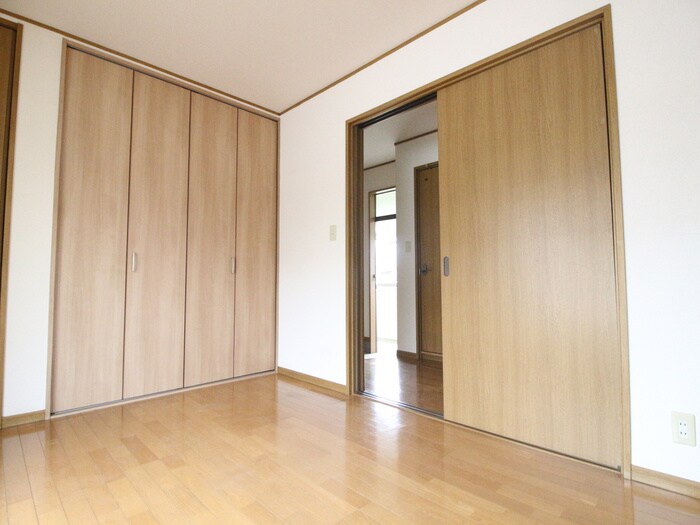 物件内観写真16　(居室)