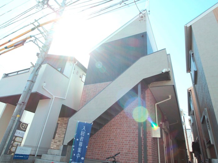 物件外観写真1　(外観写真)