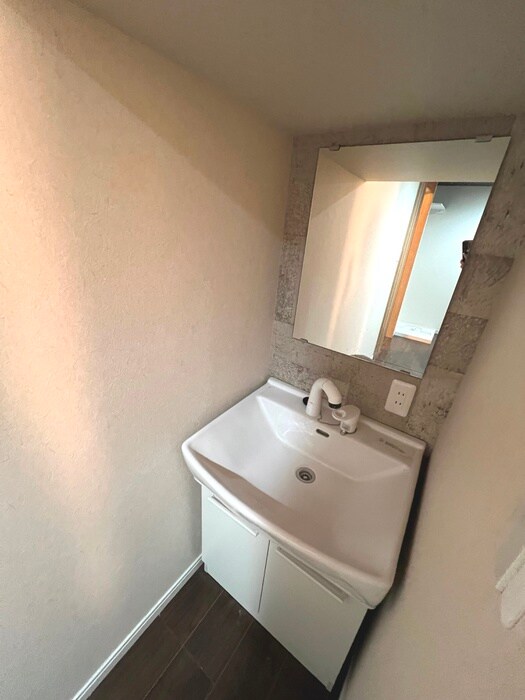 物件内観写真10　(洗面)
