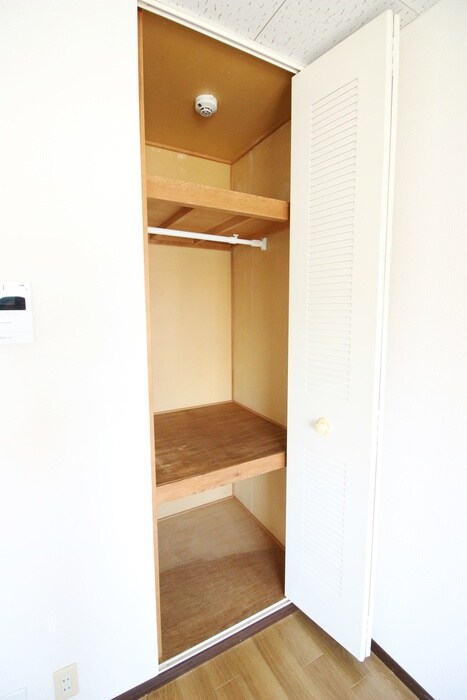 物件内観写真10　(収納)