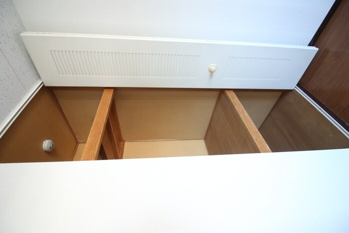 物件内観写真12　(収納)